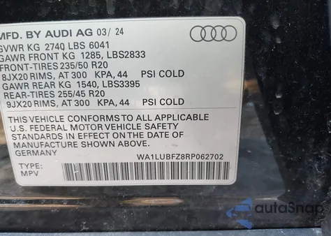 2024 Audi Q4 E-Tron Premium Plus 55 Quattro z USA, uszkodzony, nr VIN WA1LUBFZ8RP062702